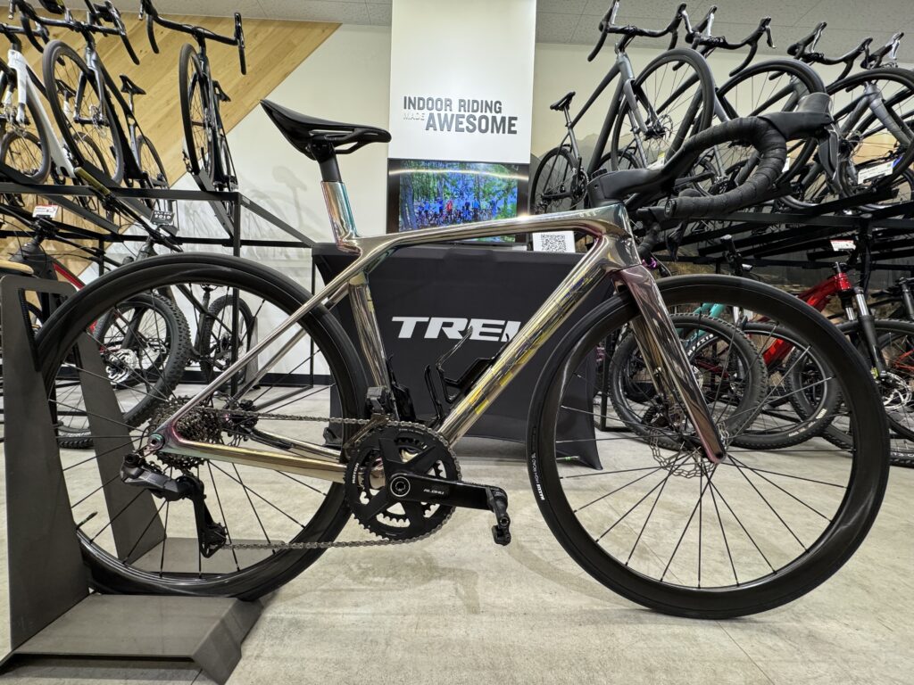 決戦用ホイールをつけた車体はこんな感じになりました。